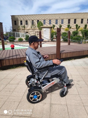 元亨電動來告訴您應如何選購電動輪椅的寬度尺寸大小！