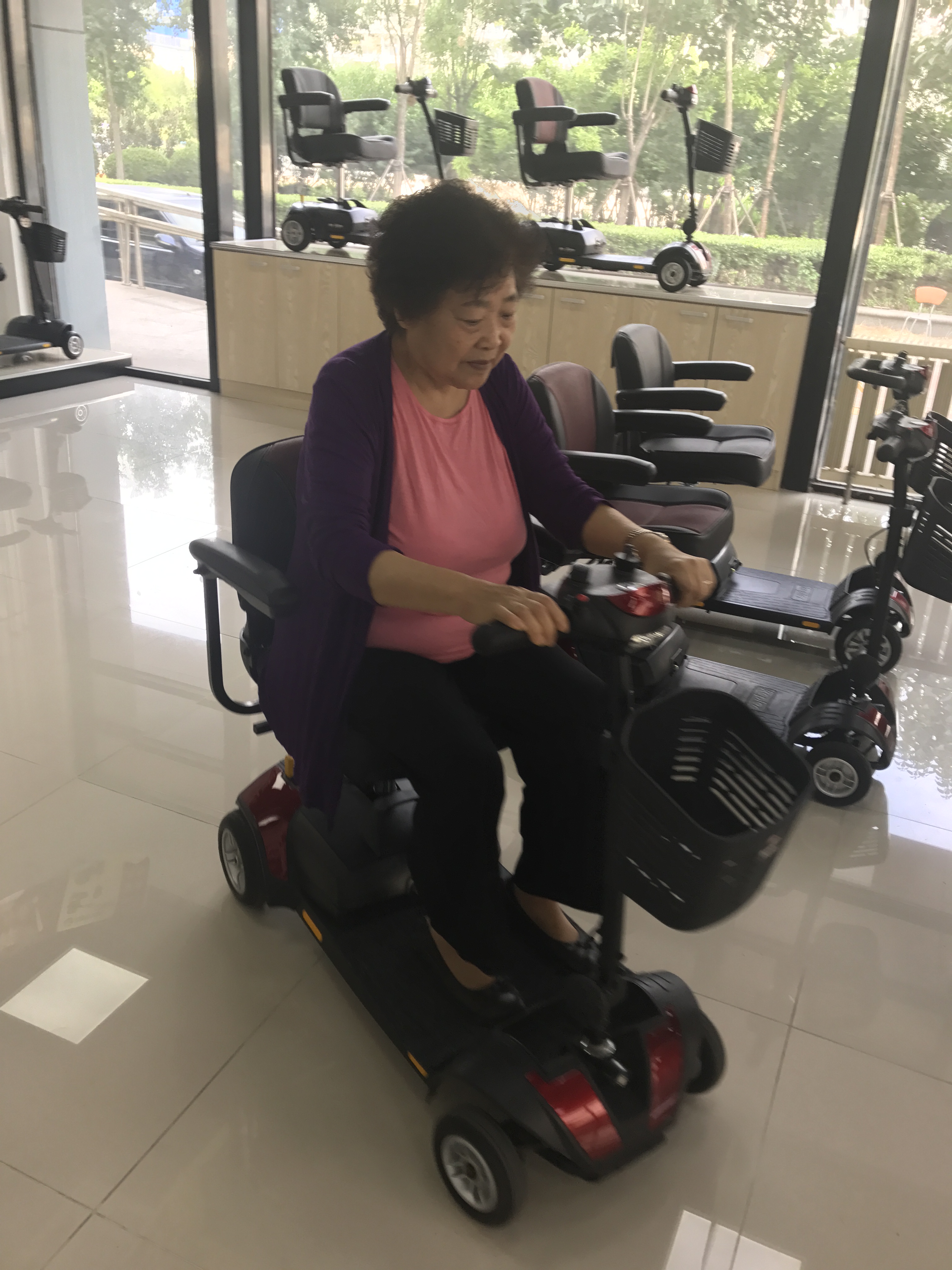 實體店試車