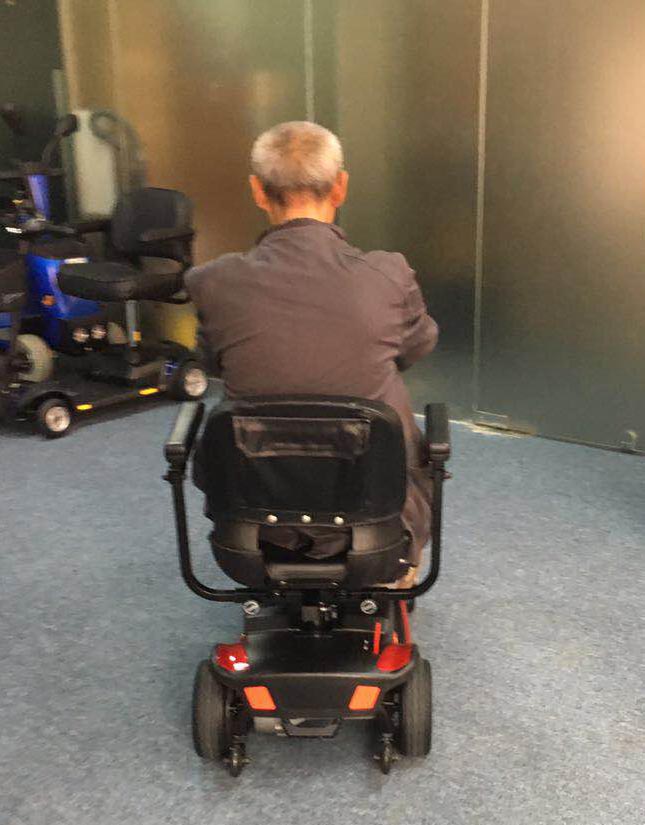 客人試車