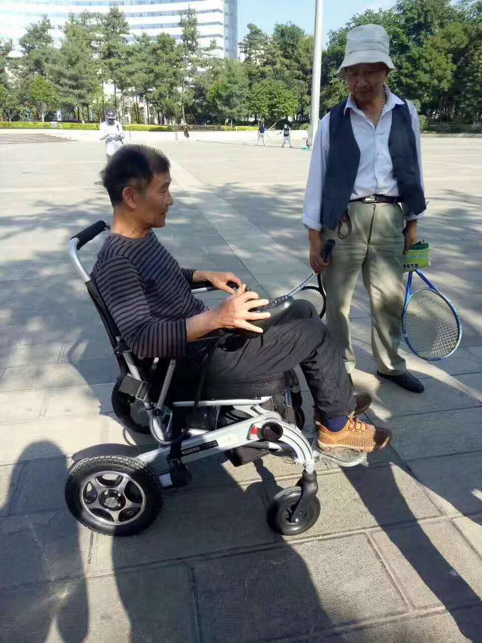 電動輪椅